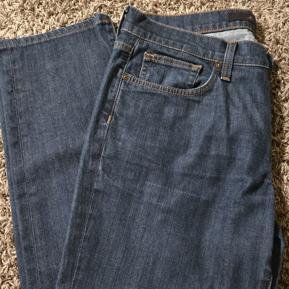 Joe's Jeans Relaxed Fit in Deep Blue